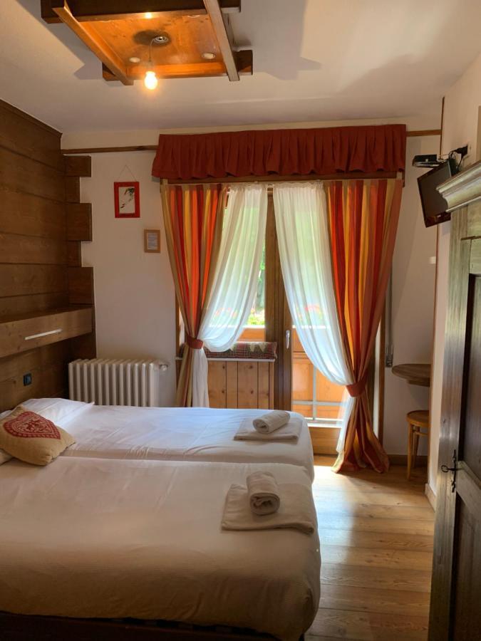 Hotel Capriolo Madesimo Exterior foto